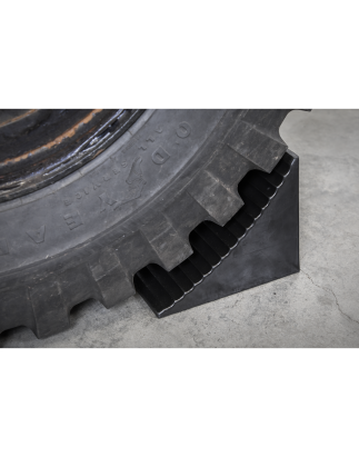 Heavy-Duty Rubber Wheel Chock - Single