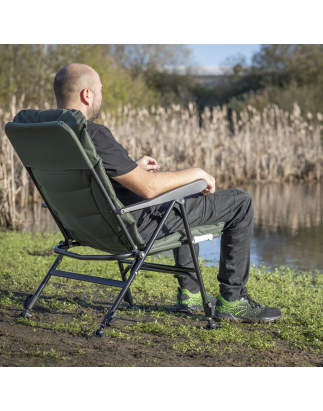 Dellonda Chaise de pêche/camping portable, inclinable, hauteur réglable, résistante à l'eau, pieds rotatifs pour plusieurs terra