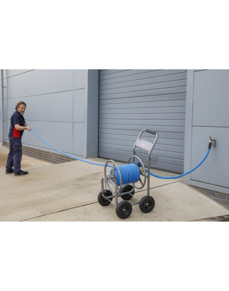 Chariot enrouleur de tuyau robuste avec tuyau d'eau chaude et froide en caoutchouc robuste de 15 m de diamètre Ø19 mm