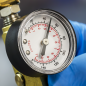 On-Gun Pressure Regulator/Gauge