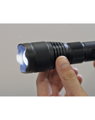 Aluminium Torch 10W SMD LED Adjustable Focus Rechargeable