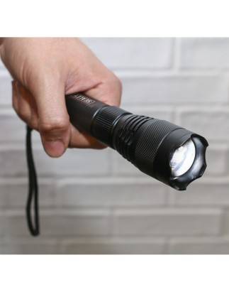 Aluminium Torch 10W SMD LED Adjustable Focus Rechargeable