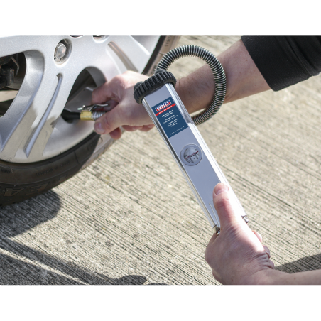 Tyre Inflator with Clip-On Connector