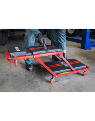 Steel Creeper/Seat with 7 Wheels & Adjustable Head Rest