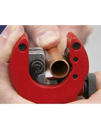 Ratcheting Pipe Cutter 2-in-1 Ø6-28mm