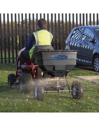 Broadcast Spreader 80kg Tow Behind