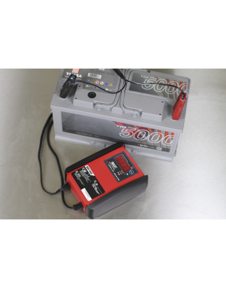 12V Intelligent Speed Charge Battery Charger/Maintainer 10A