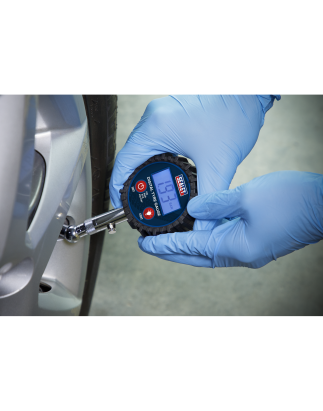 Digital Tyre Pressure Gauge with Swivel Head & Quick Release